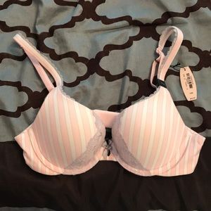 NWT Victoria Secret Bra